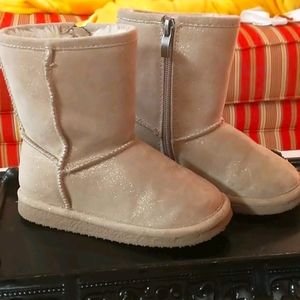 Lil comfy cupcake courture boots size 7m